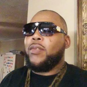 Meet your Posher, Dominick